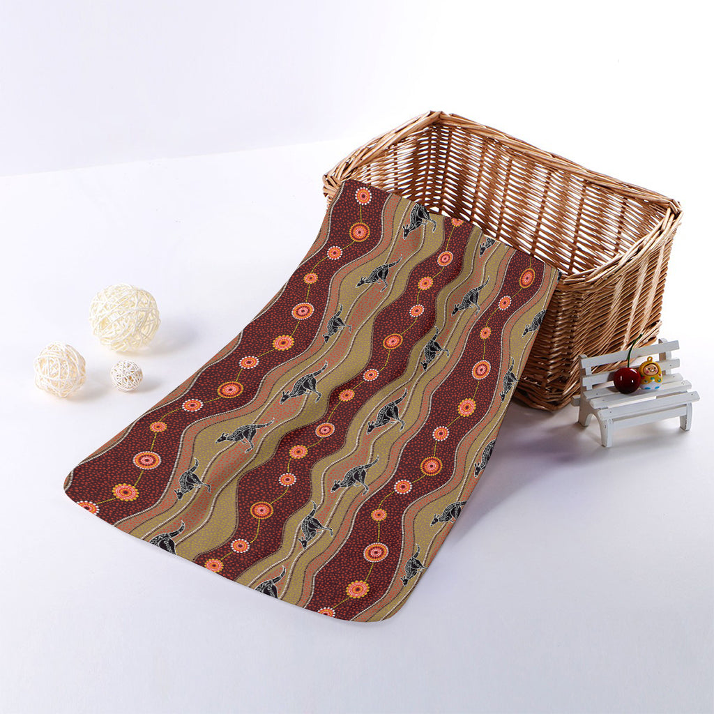Australian Aboriginal Kangaroo Print Towel