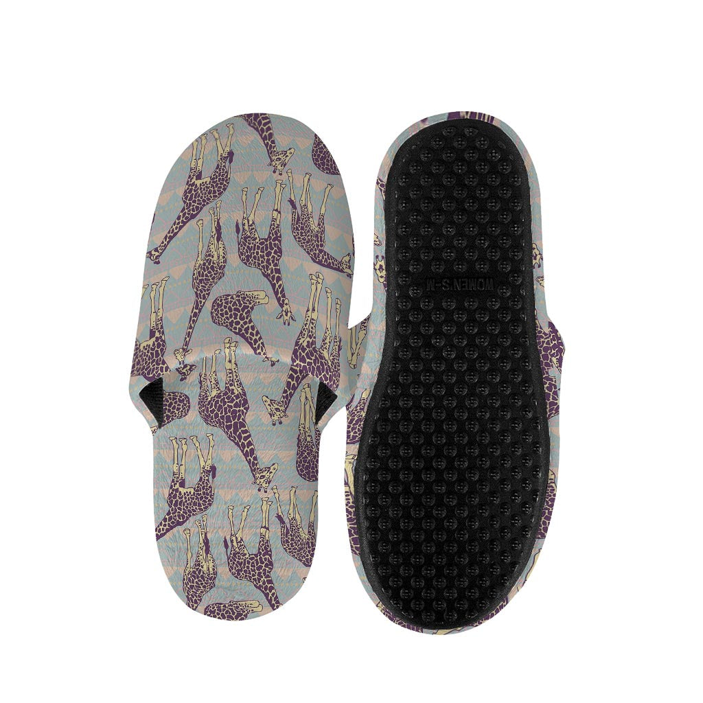 Aztec Giraffe Pattern Print Slippers