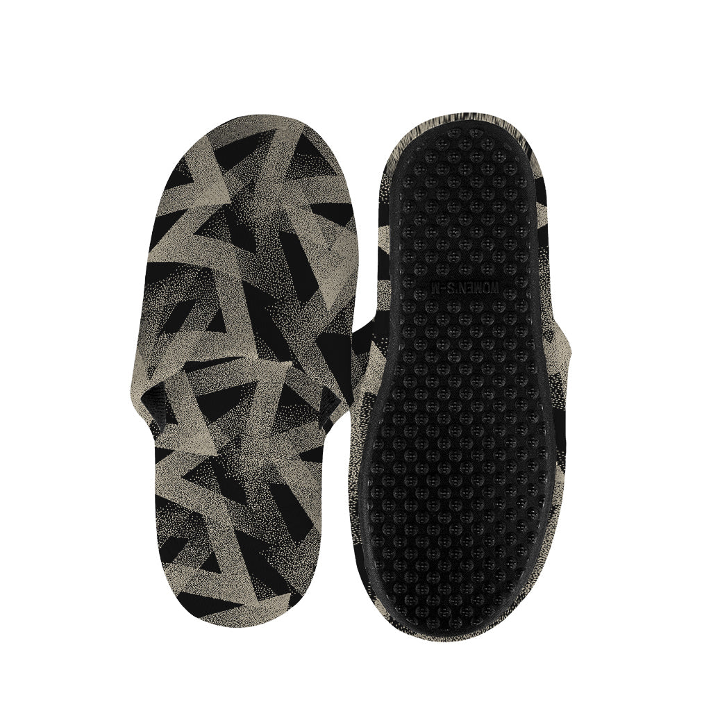 Black And Beige Geometric Triangle Print Slippers