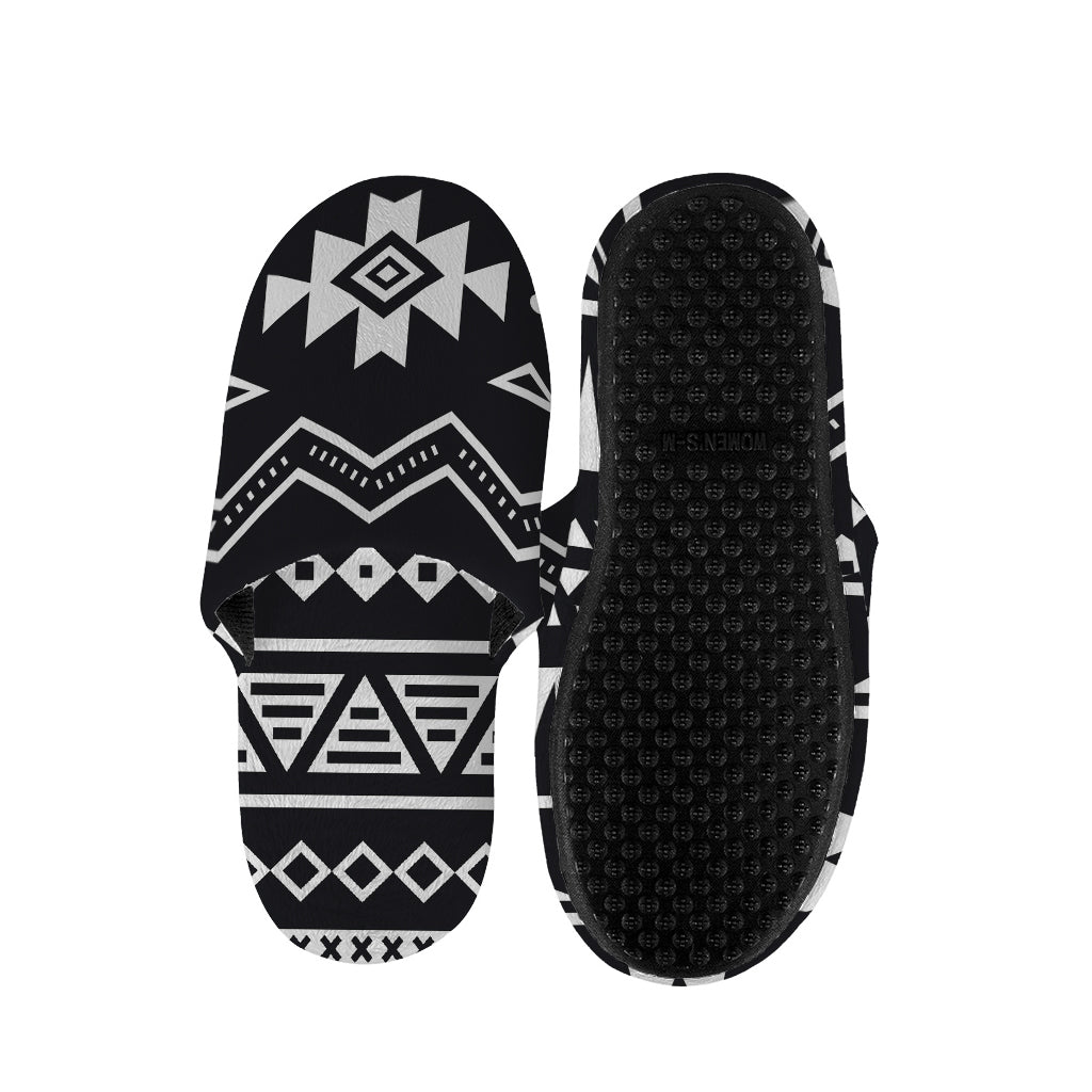 Black And White Aztec Pattern Print Slippers