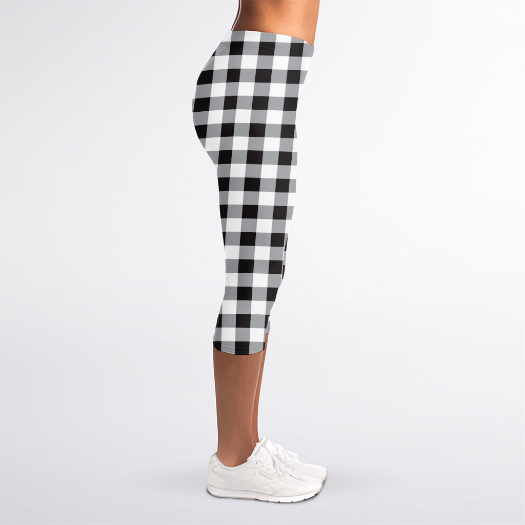 Black And White Check Pattern Print Women's Capri Leggings
