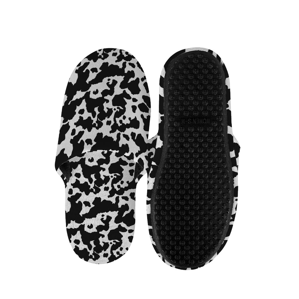 Black And White Cow Pattern Print Slippers