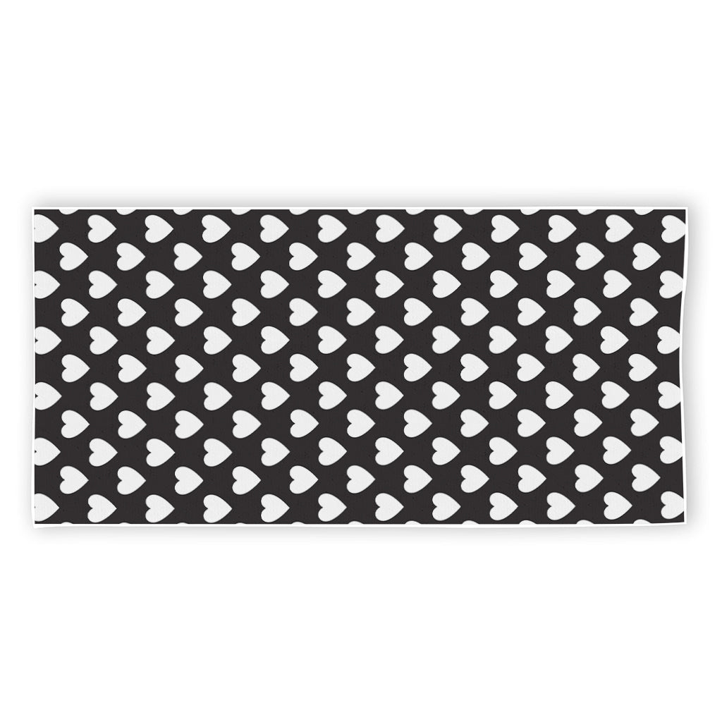 Black And White Heart Pattern Print Beach Towel