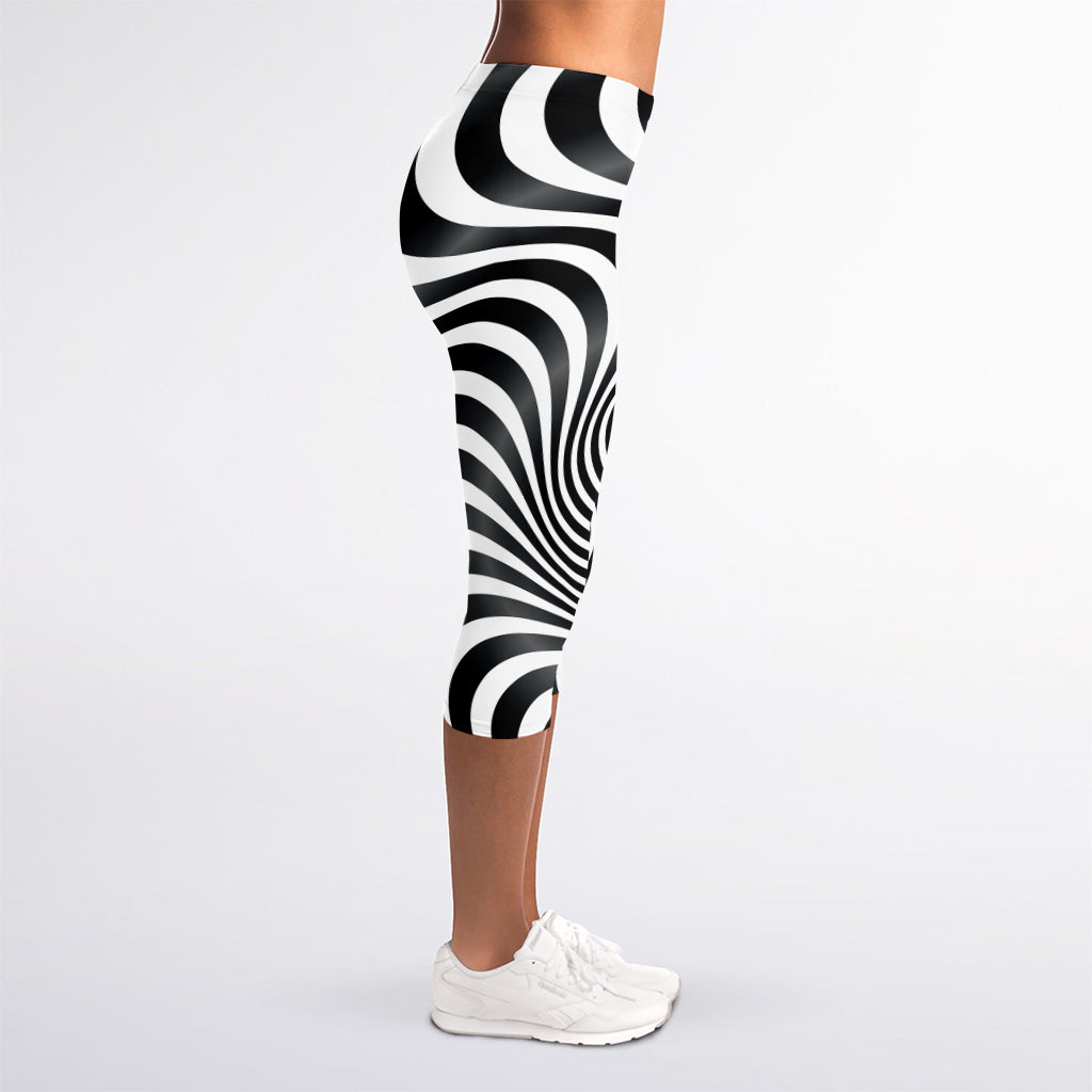 Black And White Illusory Motion Print Women's Capri Leggings