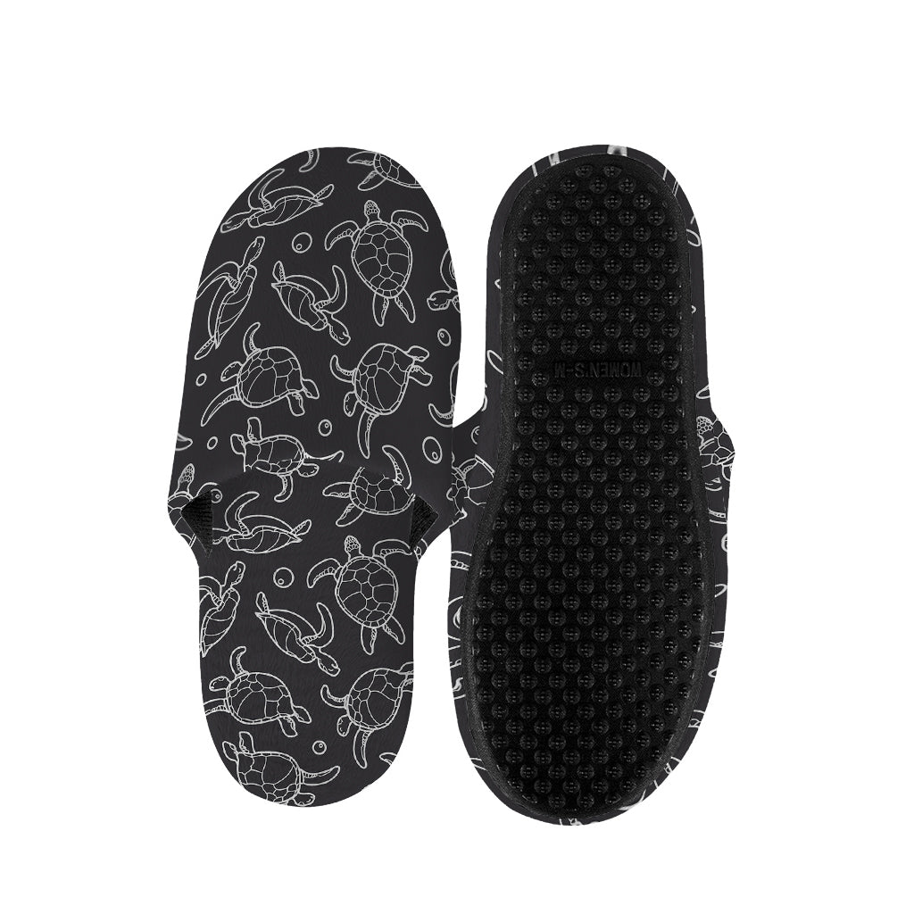 Black And White Sea Turtle Pattern Print Slippers