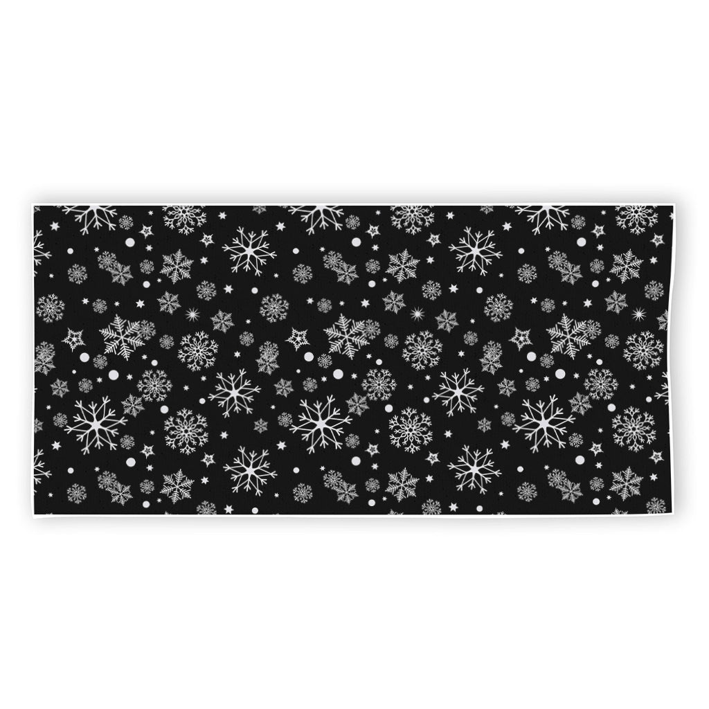 Black And White Snowflake Pattern Print Beach Towel