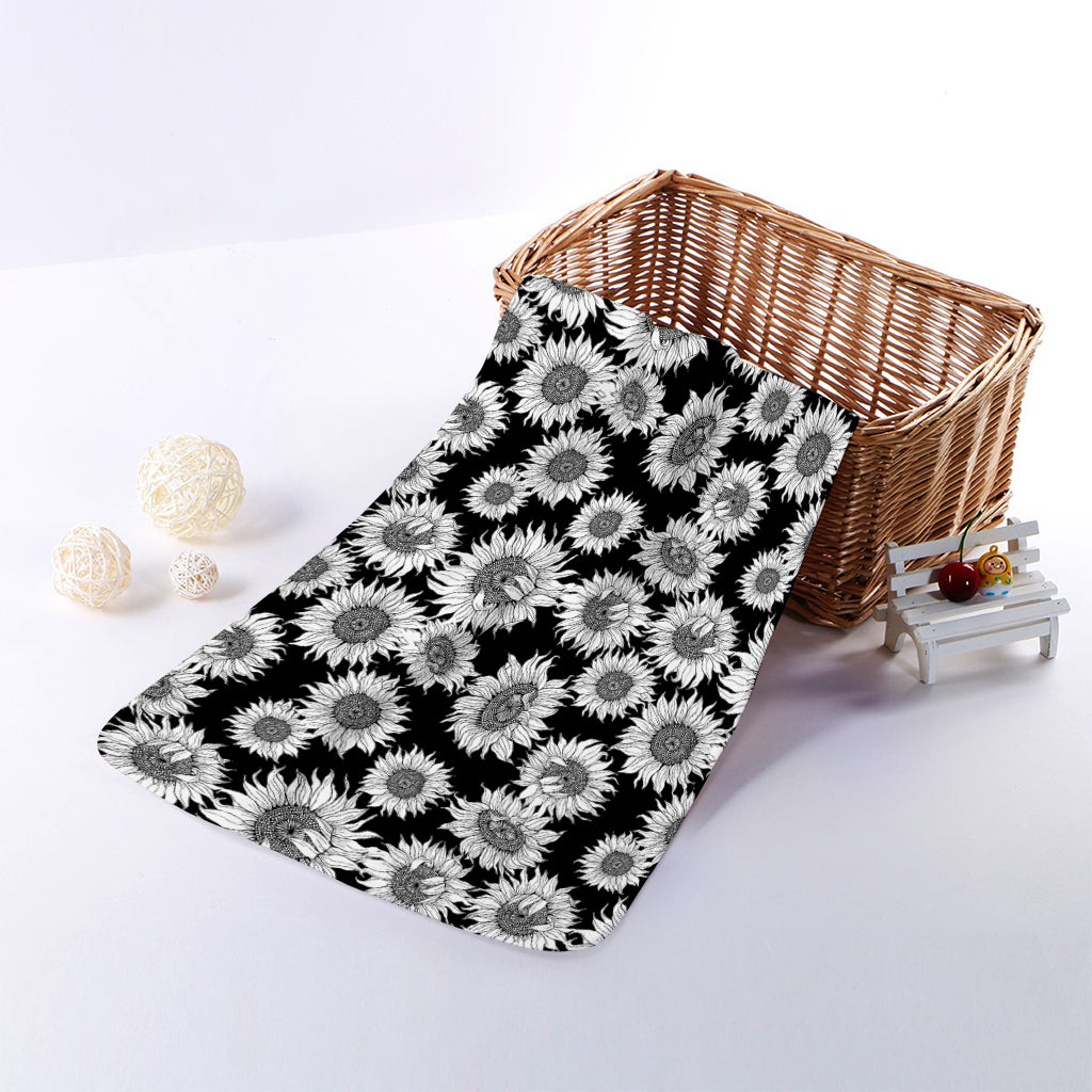 Black And White Sunflower Pattern Print Towel