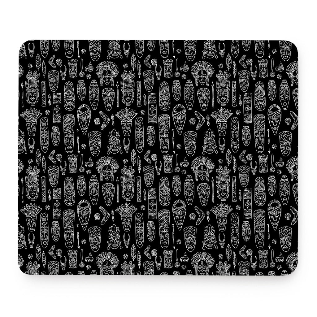 Black And White Totem Pattern Print Mouse Pad