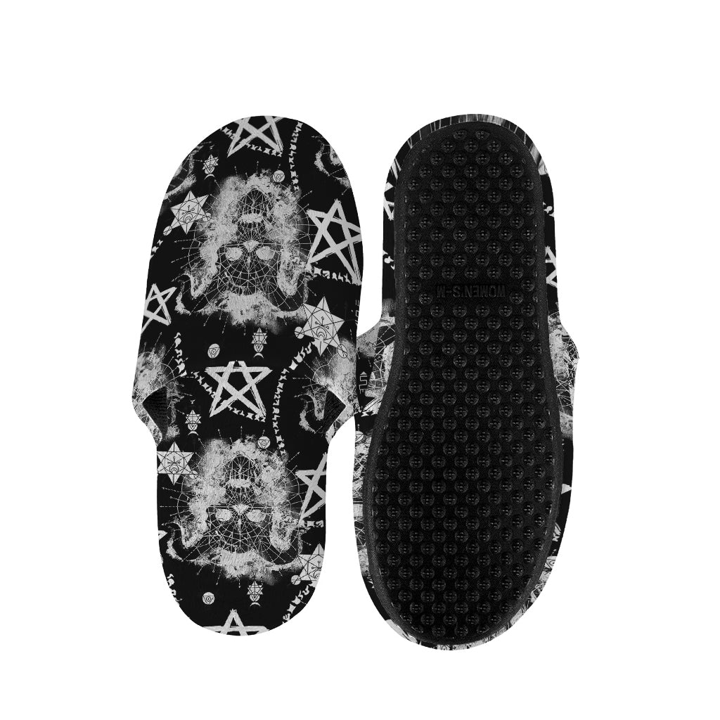 Black And White Wicca Devil Skull Print Slippers