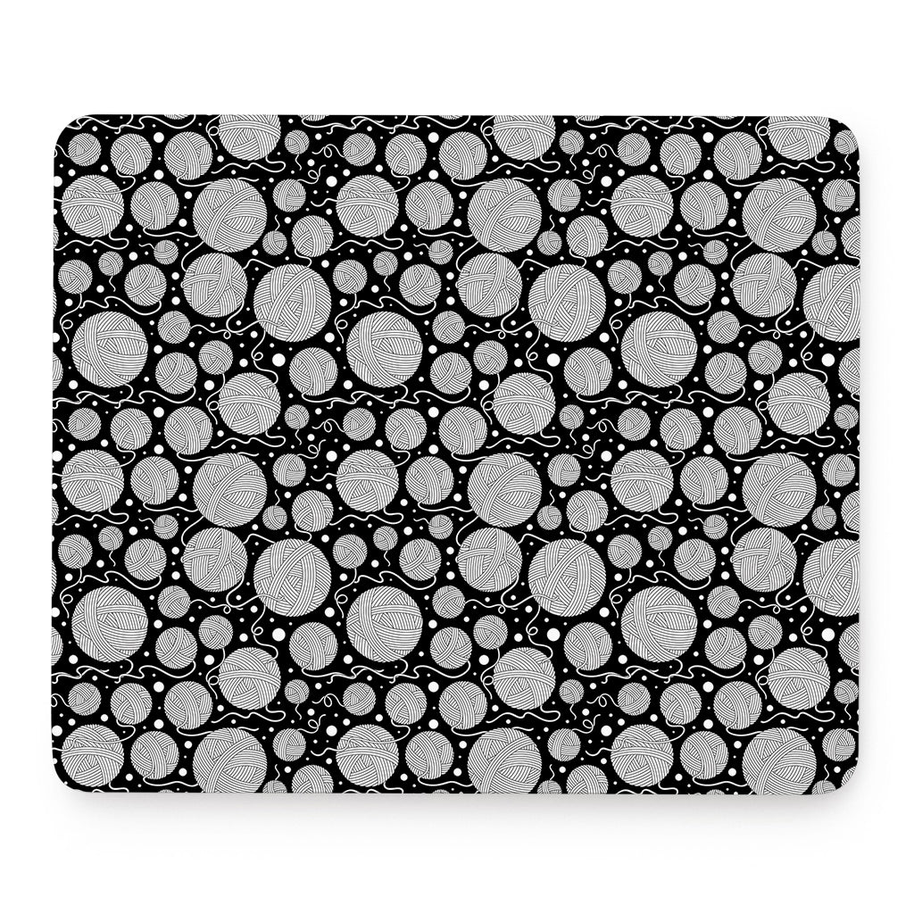 Black And White Yarn Pattern Print Mouse Pad