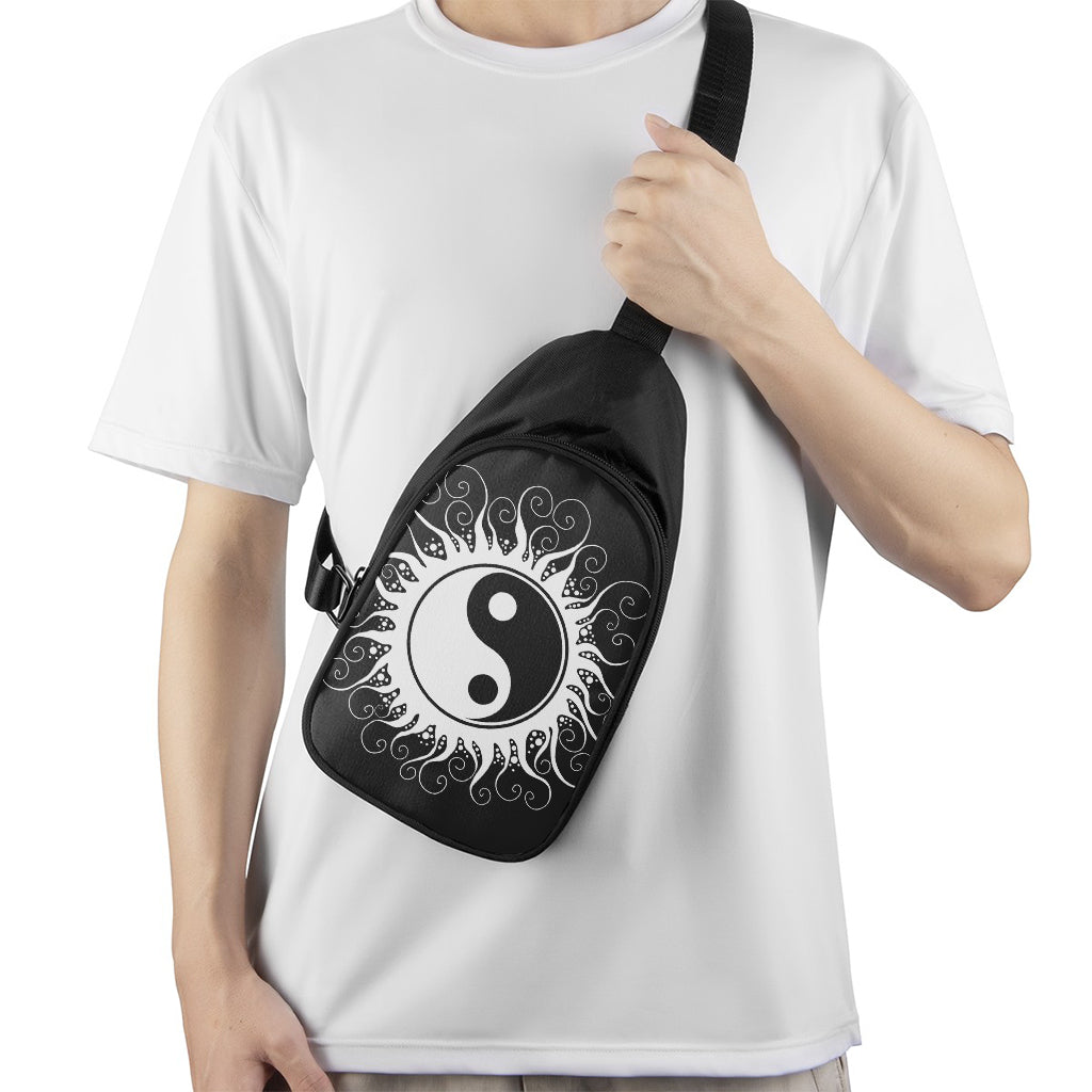 Black And White Yin Yang Sun Print Chest Bag
