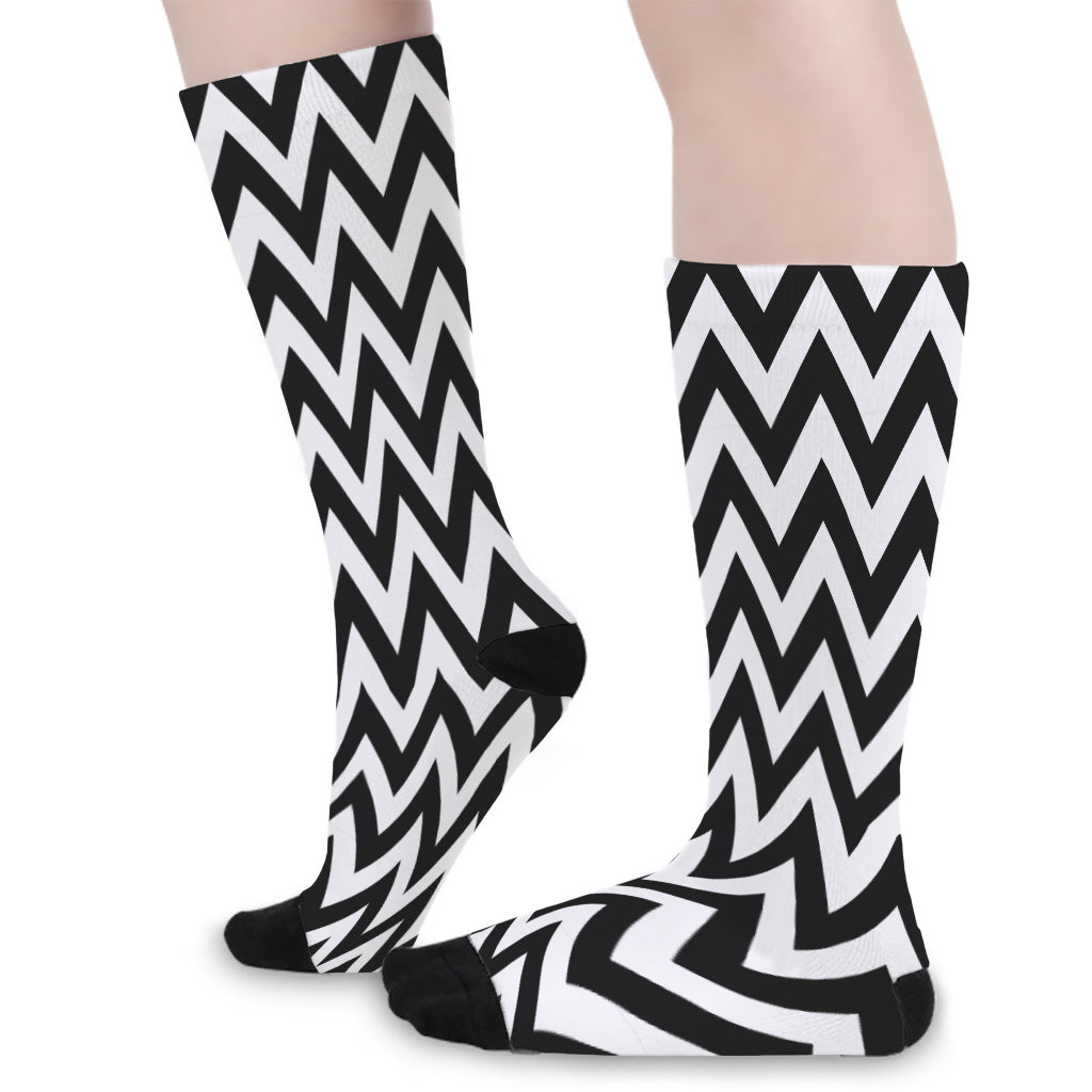 Black And White Zigzag Pattern Print Long Socks
