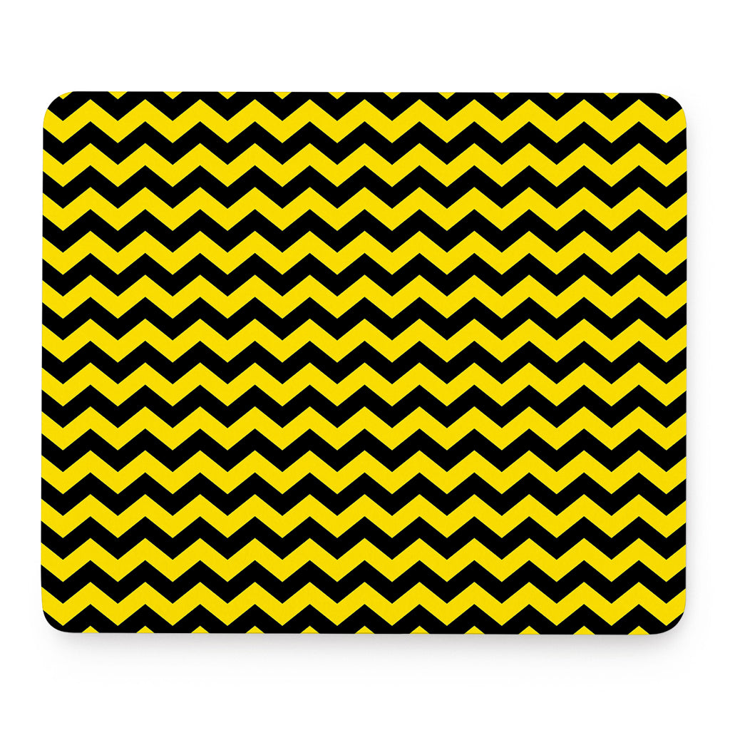 Black And Yellow Zigzag Pattern Print Mouse Pad