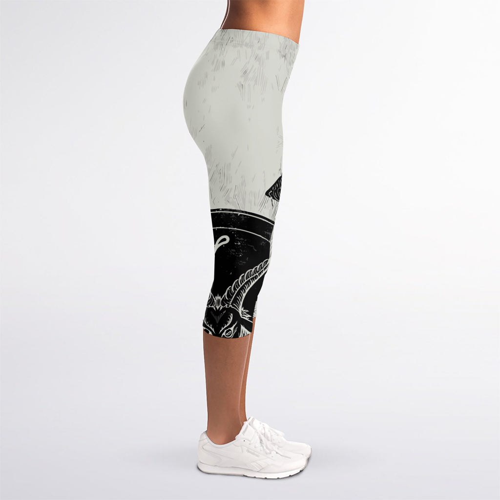Black Demon Wolf Print Women's Capri Leggings