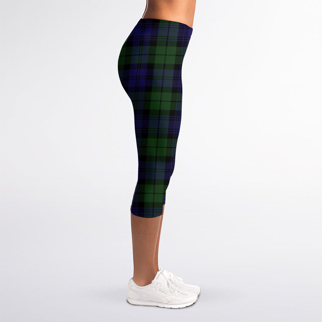 Black Watch Tartan Pattern Print Women's Capri Leggings