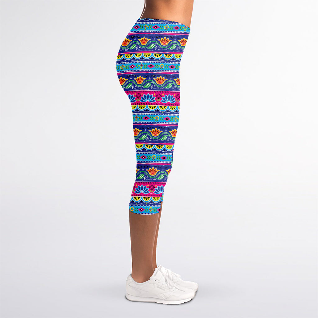 Boho Indian Lotus Pattern Print Women's Capri Leggings
