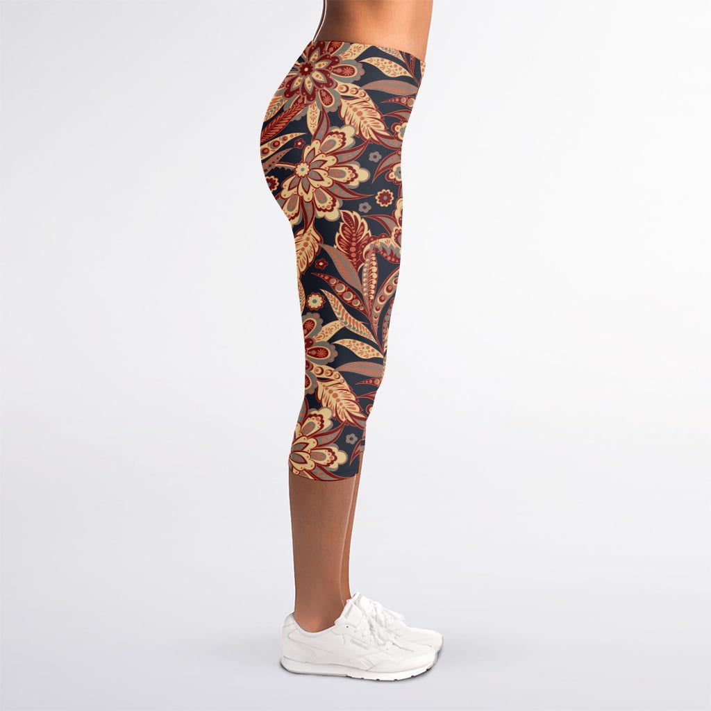 Brown Floral Bohemian Pattern Print Women's Capri Leggings