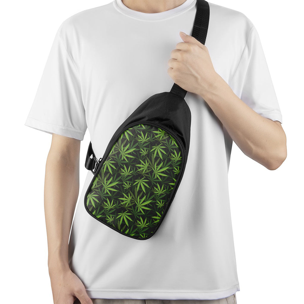 Cannabis Leaves Pattern Print Chest Bag