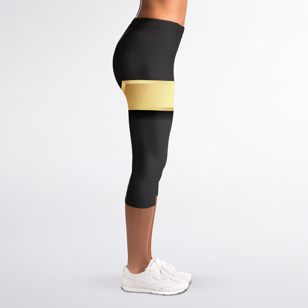 Classic Golden Cross Print Women's Capri Leggings