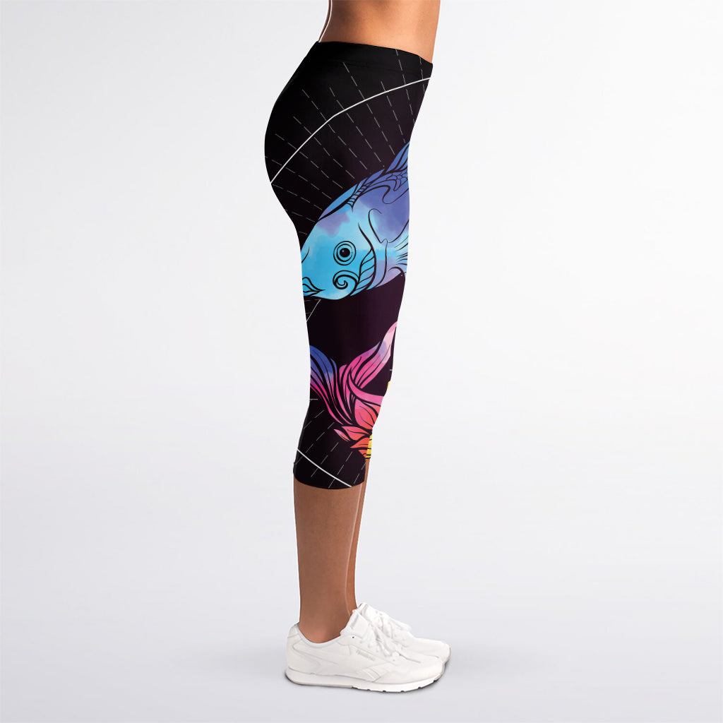 Colorful Pisces Sign Print Women's Capri Leggings