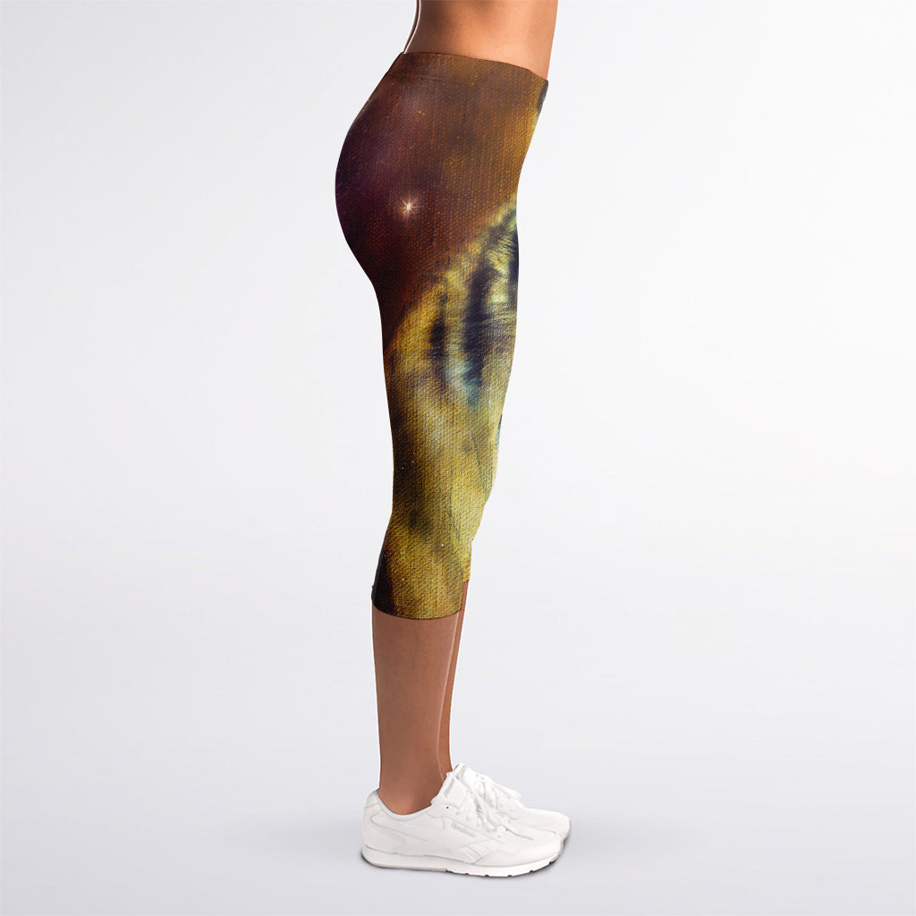 Cosmic Wolf Portrait Print Women's Capri Leggings
