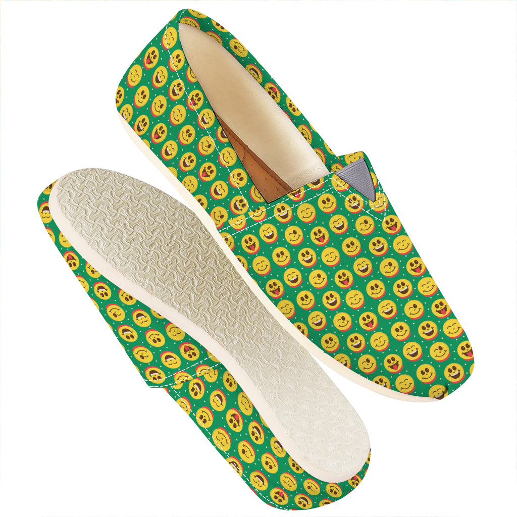 Cute Christmas Emoji Pattern Print Casual Shoes