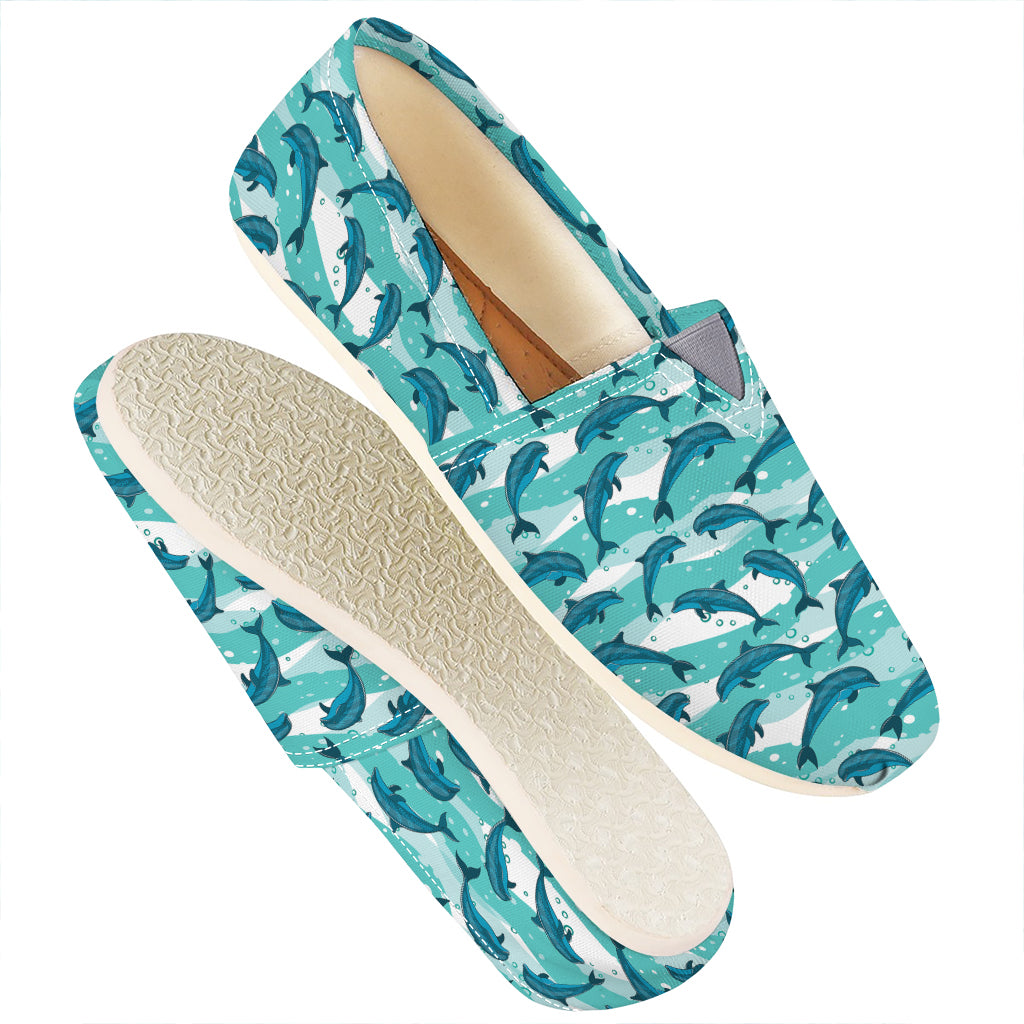 Dolphins In The Ocean Pattern Print Casual Shoes