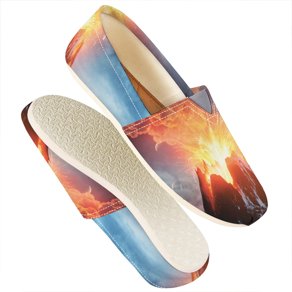 Erupting Volcano Print Casual Shoes