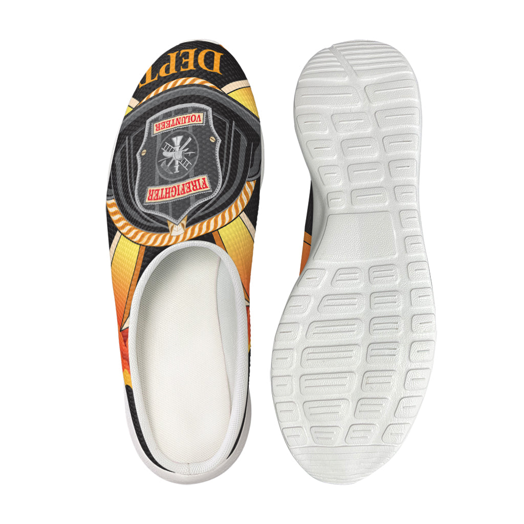 Flaming Firefighter Emblem Print Mesh Casual Shoes