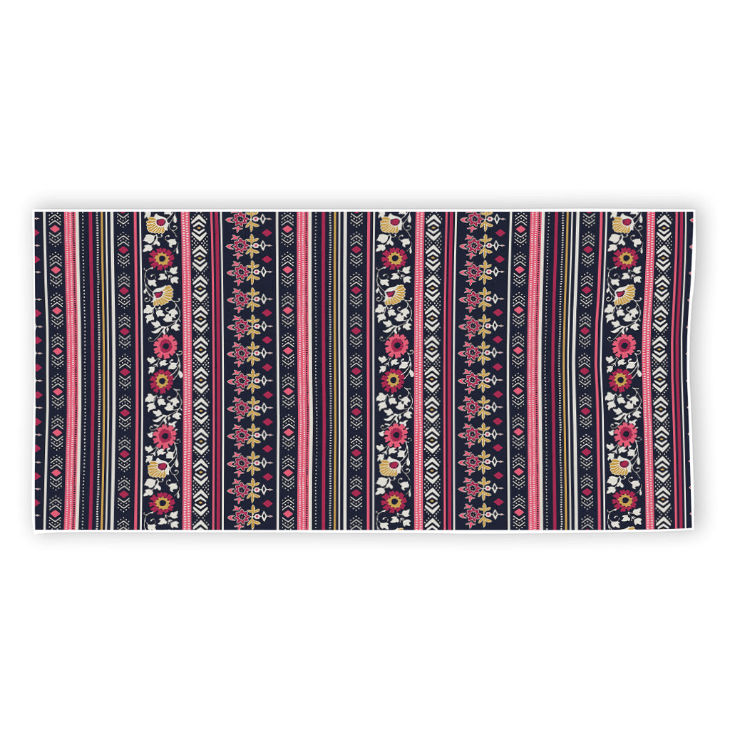 Floral Ethnic Pattern Print Beach Towel