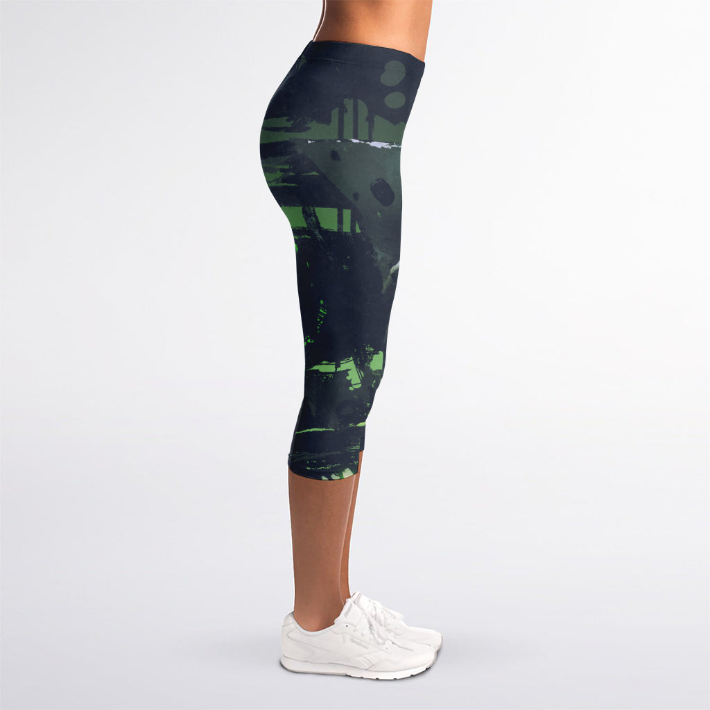 Flying Dutchman Ghost Pirate Ship Print Women's Capri Leggings