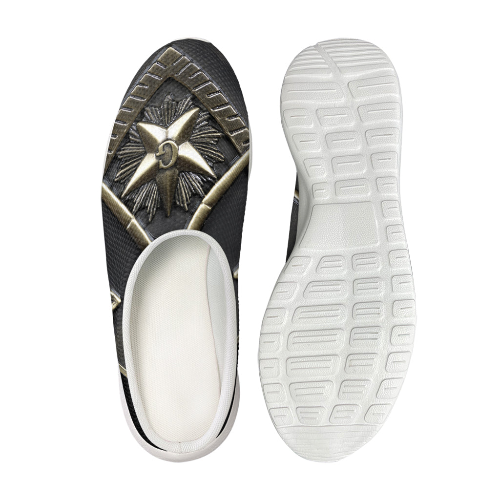 Freemasonry Medal Print Mesh Casual Shoes