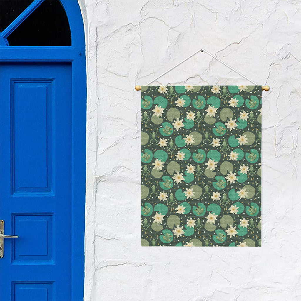 Frogs And Water Lilies Pattern Print Garden Flag