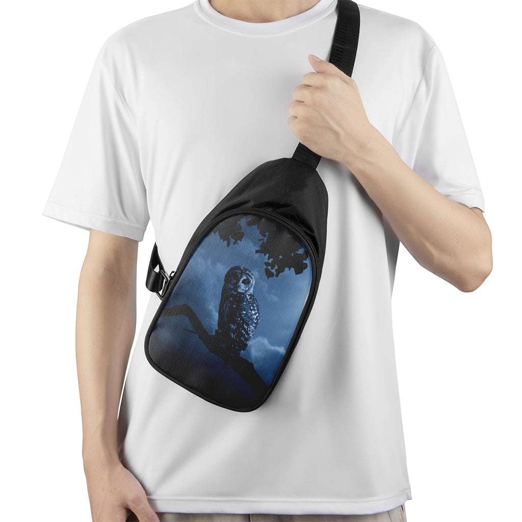 Full Moon Night Owl Print Chest Bag