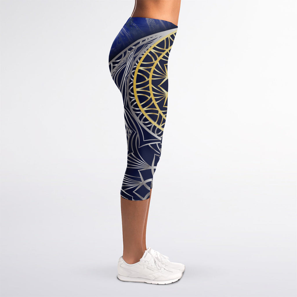 Gold And Grey Yin Yang Flower Print Women's Capri Leggings