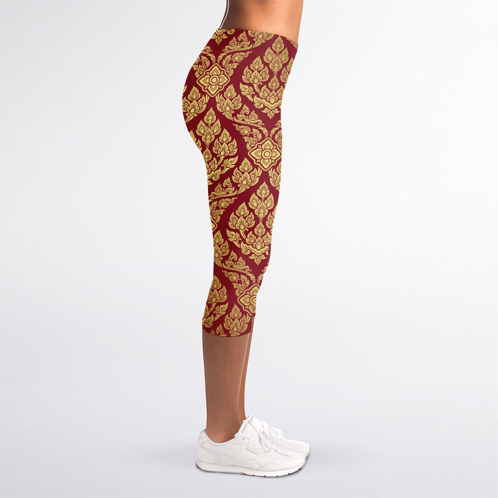 Gold And Red Thai Pattern Print Women's Capri Leggings