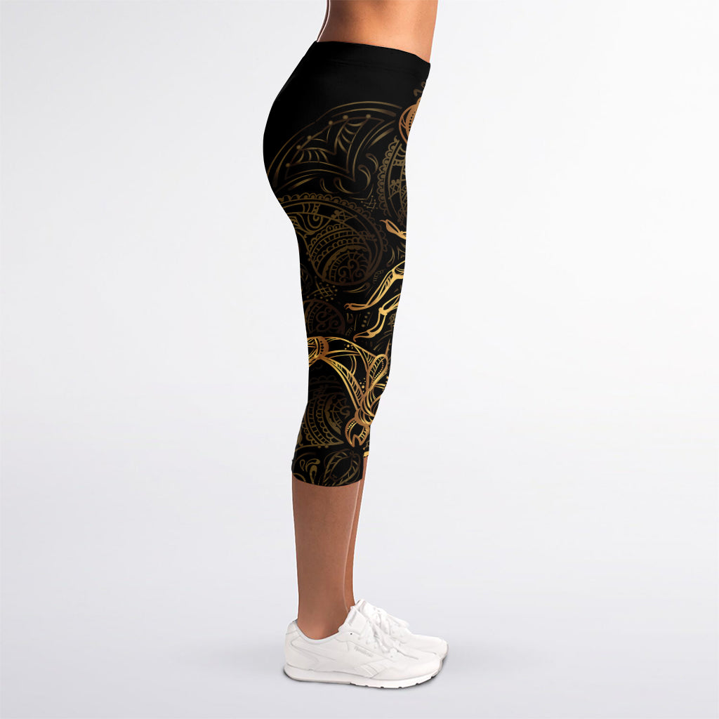 Gold Scorpio Print Women's Capri Leggings
