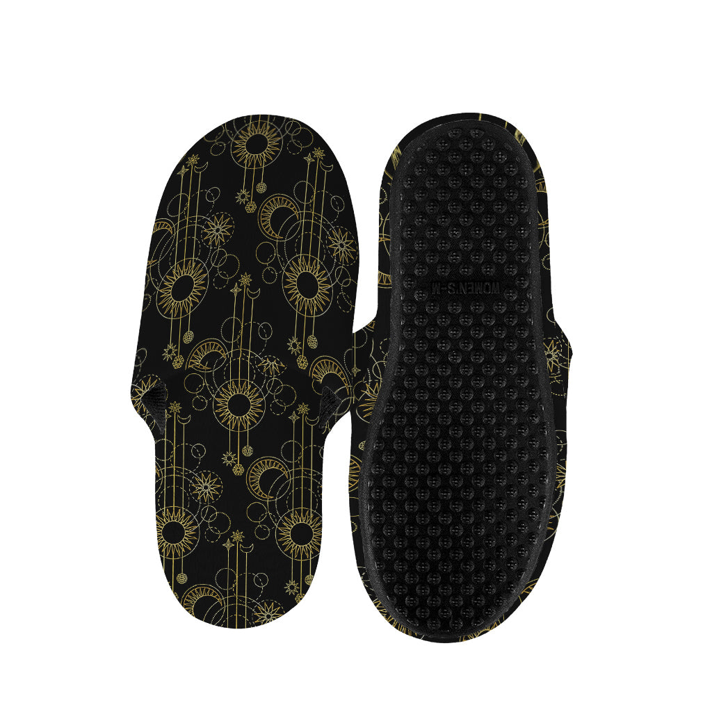 Gold Sun And Moon Pattern Print Slippers
