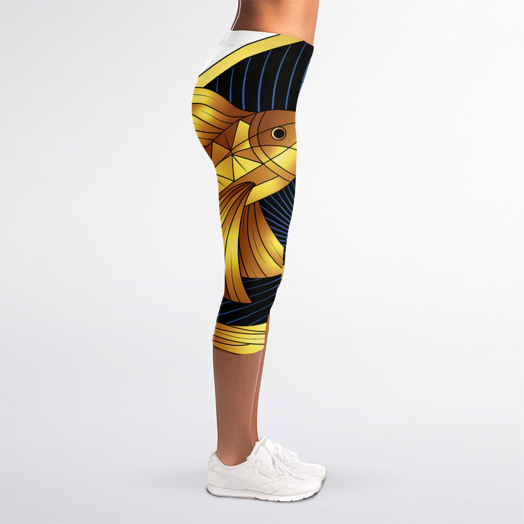 Golden Pisces Zodiac Sign Print Women's Capri Leggings