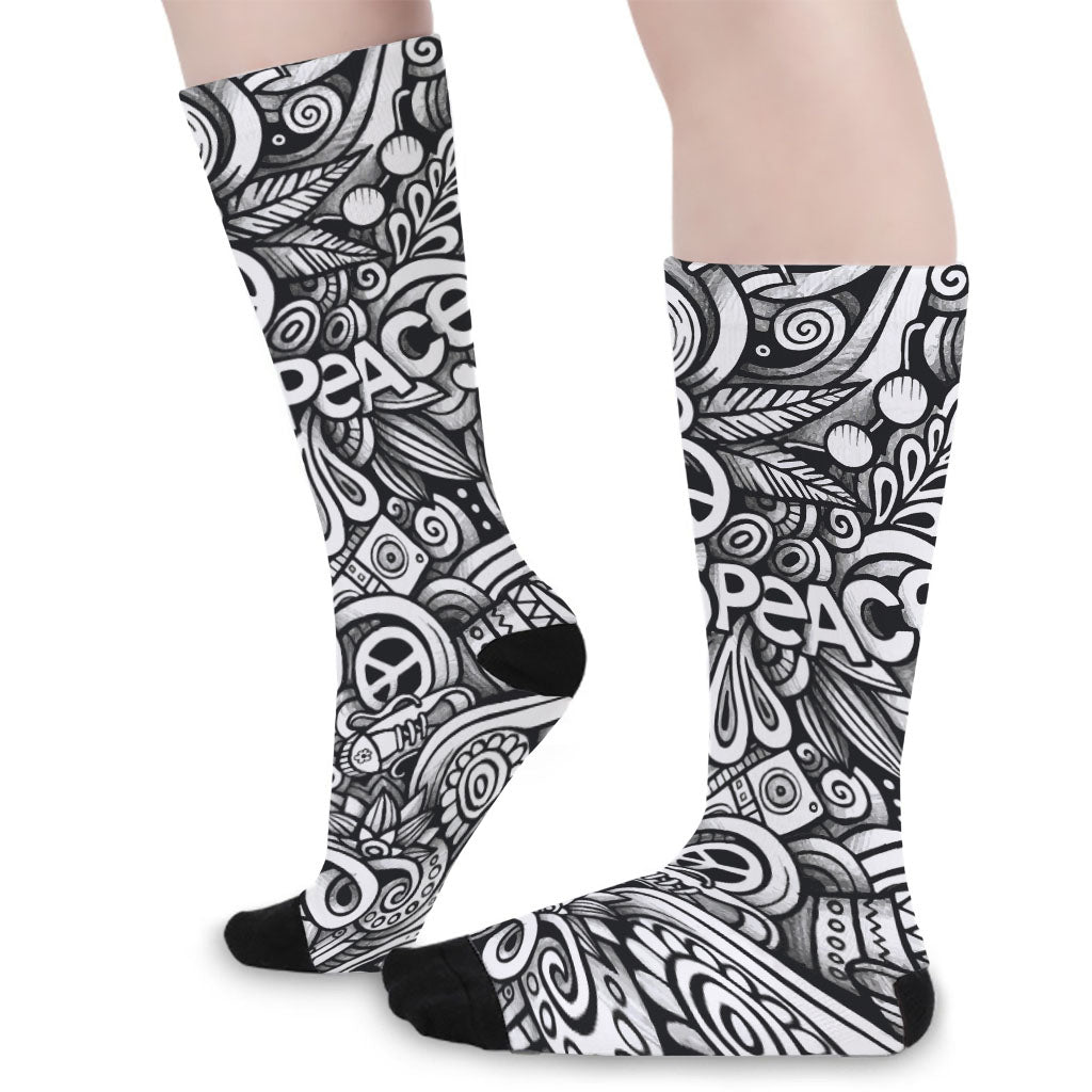 Graffiti Surfing Pattern Print Long Socks