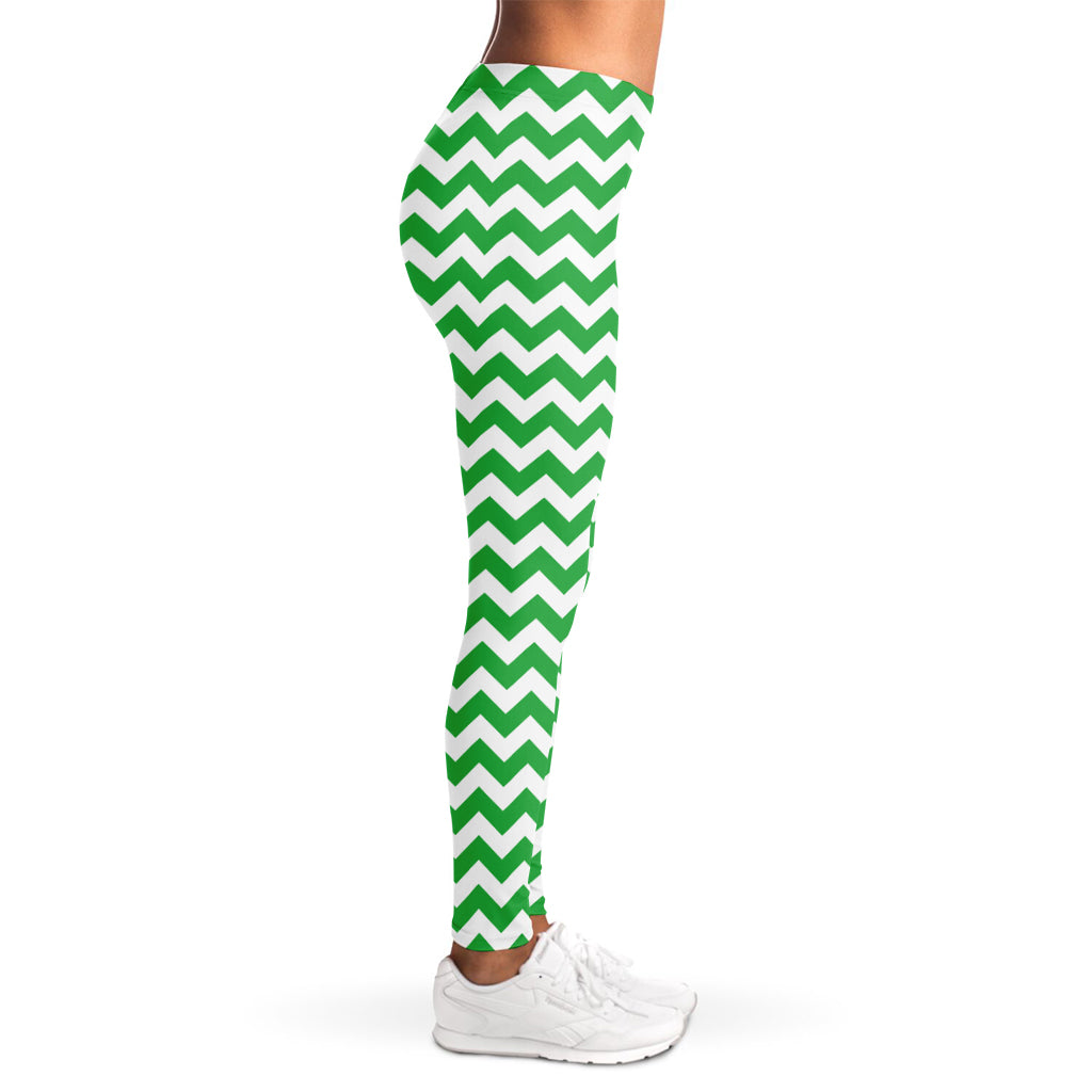 Green And White Chevron Pattern Print Women's Leggings