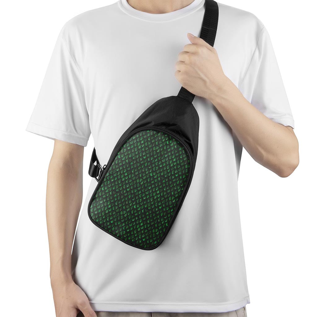 Green Dragon Scales Pattern Print Chest Bag