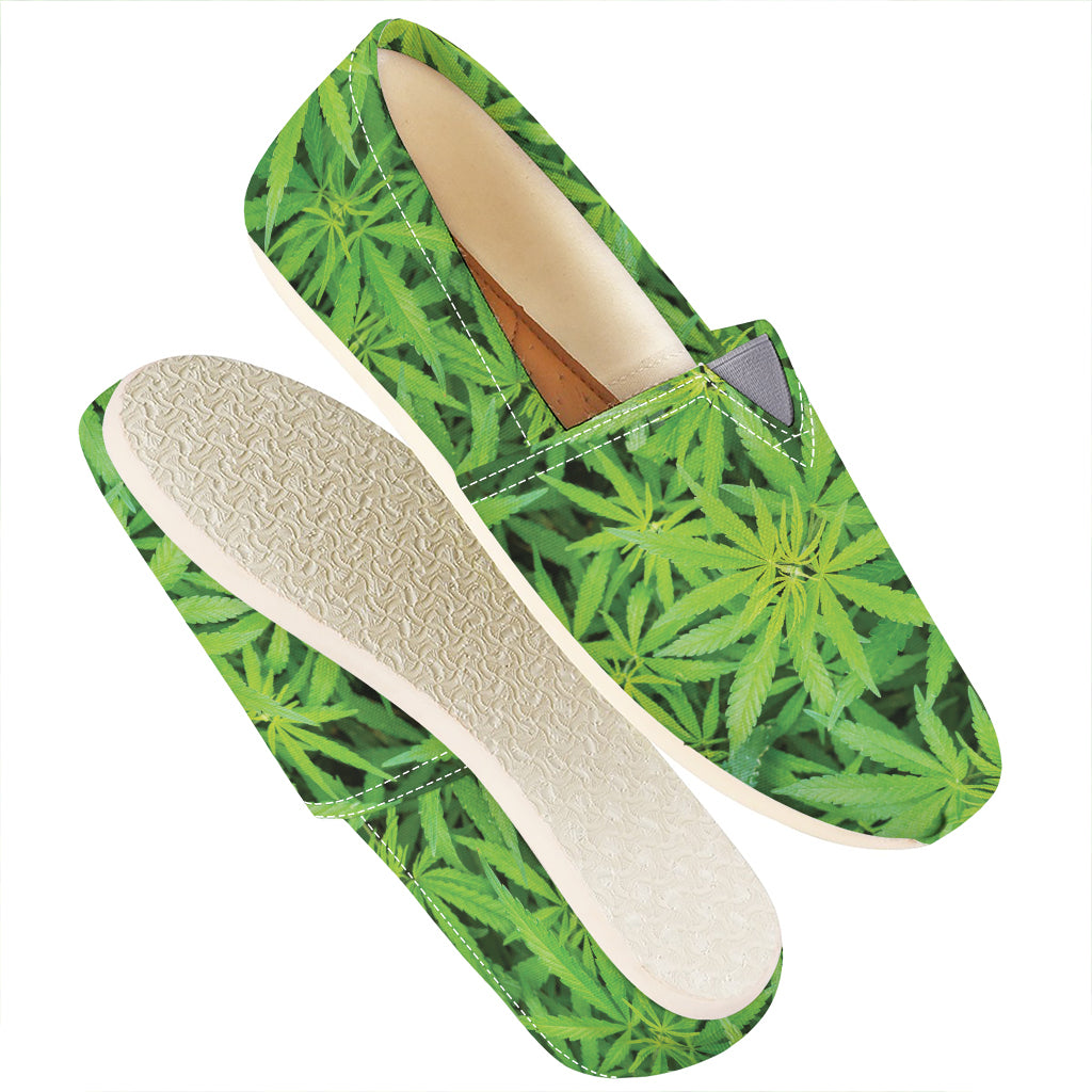 Green Pot Leaf Print Casual Shoes