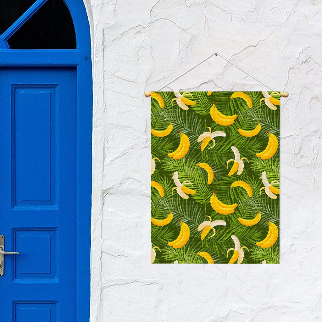 Green Tropical Banana Pattern Print Garden Flag