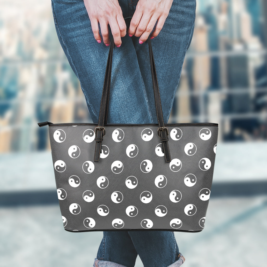 Grey And White Yin Yang Pattern Print Leather Tote Bag
