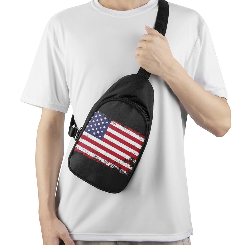 Grunge American Flag Print Chest Bag