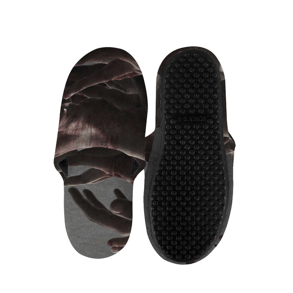 Halloween Zombie Hands Print Slippers
