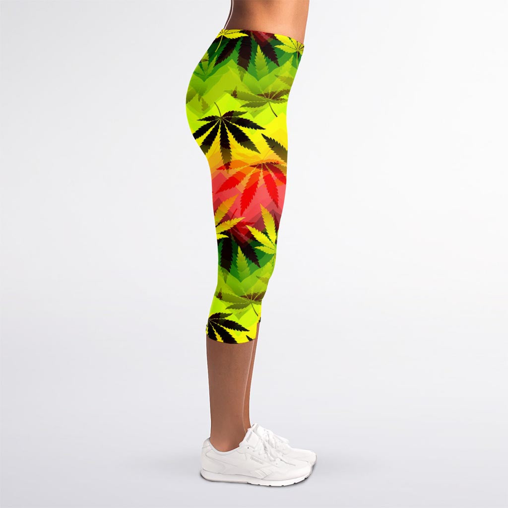 Hemp Leaf Reggae Pattern Print Women's Capri Leggings