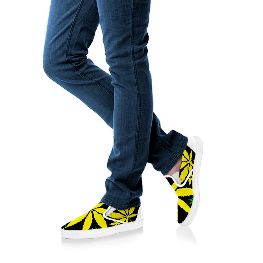 Hemp Leaves Reggae Pattern Print White Slip On Sneakers