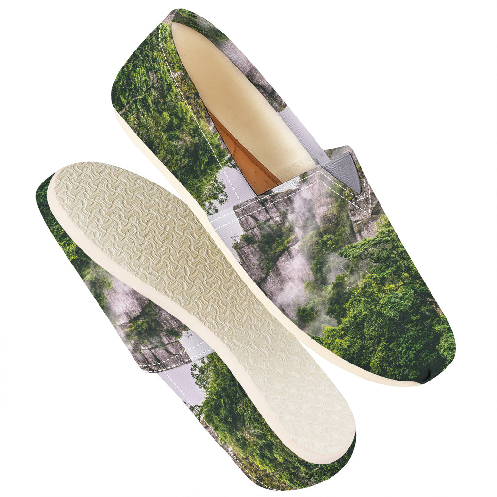 High Mountain Print Casual Shoes